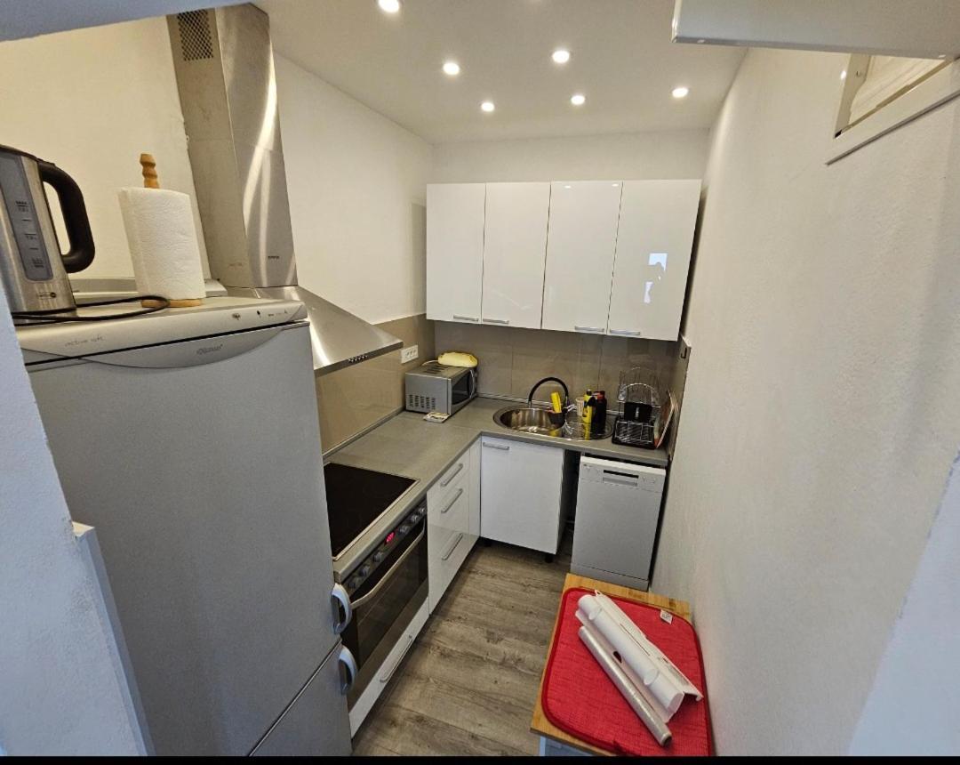 Apartmani Alma Подгора Екстериор снимка