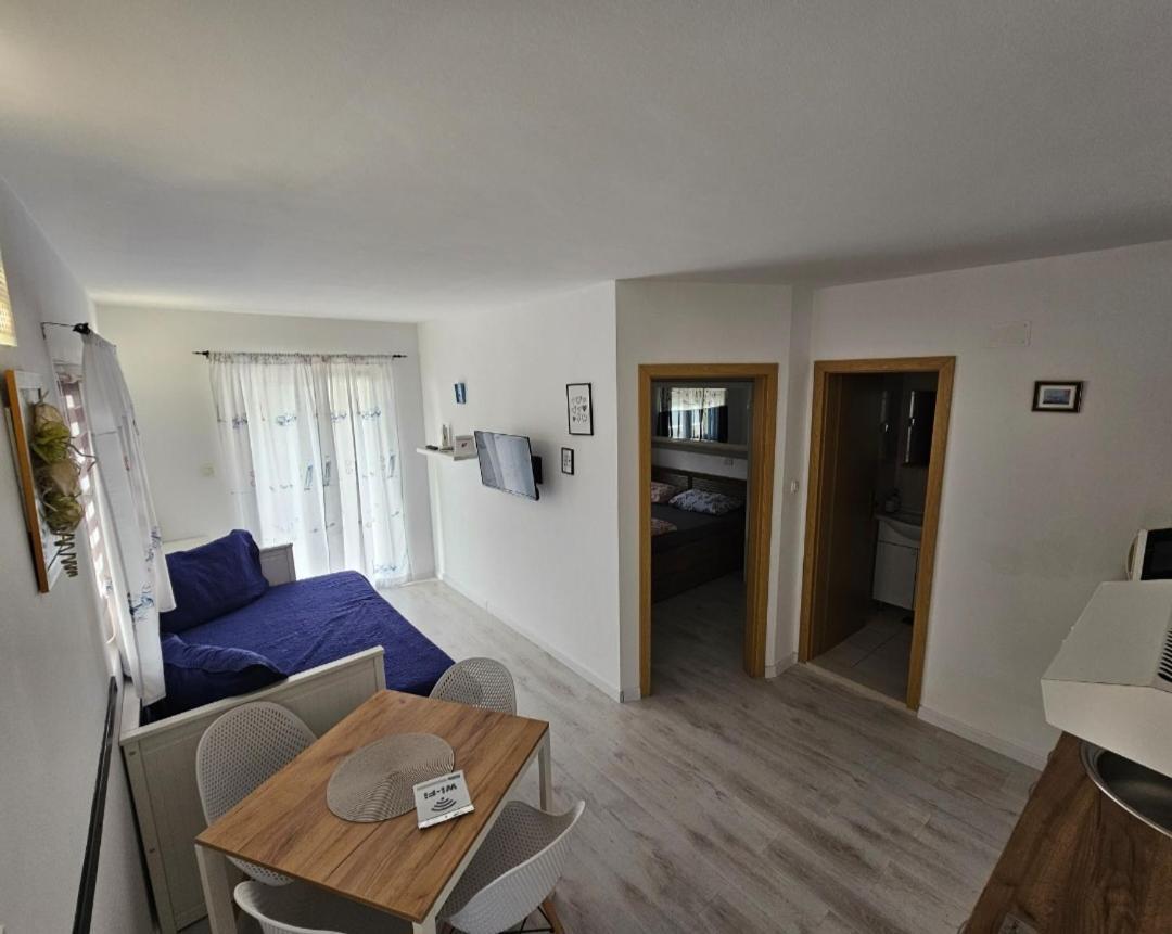 Apartmani Alma Подгора Екстериор снимка